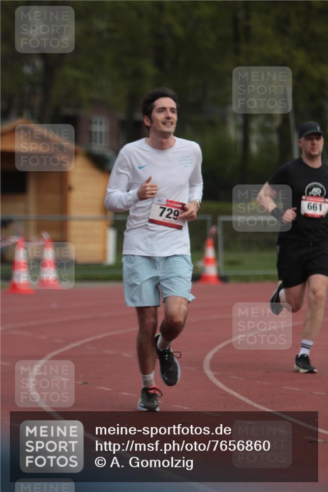 13.04.2025 - Hammer Lauf A. Gomolzig http://msf.ph/oto/7656860 13.04.2025 10:09:47 Ziel 611, 661, 729 meine-sportfotos.de