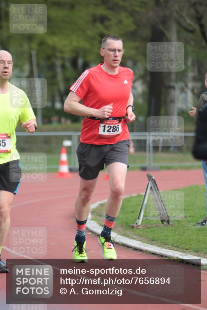 13.04.2025 - Hammer Lauf A. Gomolzig http://msf.ph/oto/7656894 13.04.2025 10:10:01 Ziel 285, 740, 1197, 1286, 1976 meine-sportfotos.de