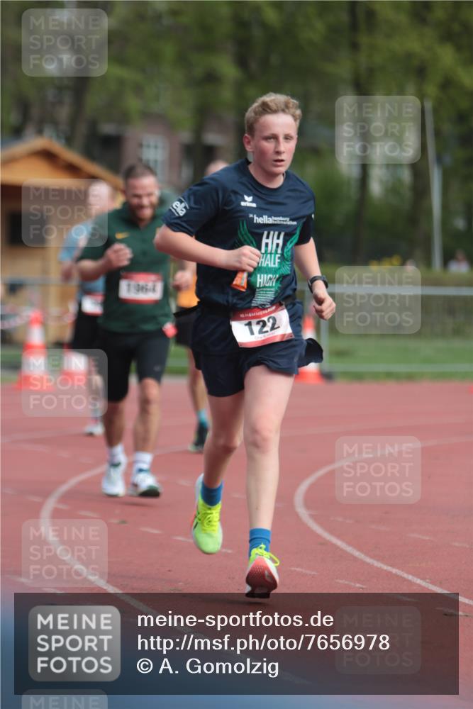 13.04.2025 - Hammer Lauf A. Gomolzig http://msf.ph/oto/7656978 13.04.2025 10:10:35 Ziel 122, 383, 769, 1728, 1907, 1964 meine-sportfotos.de