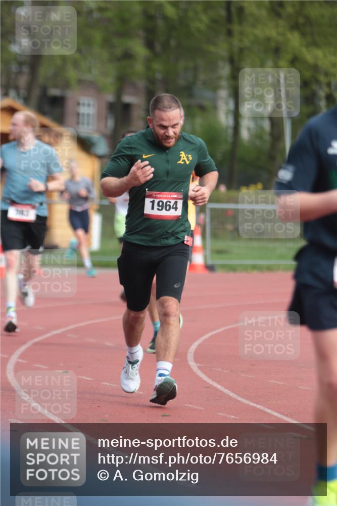 13.04.2025 - Hammer Lauf A. Gomolzig http://msf.ph/oto/7656984 13.04.2025 10:10:36 Ziel 122, 383, 765, 1728, 1907, 1964 meine-sportfotos.de