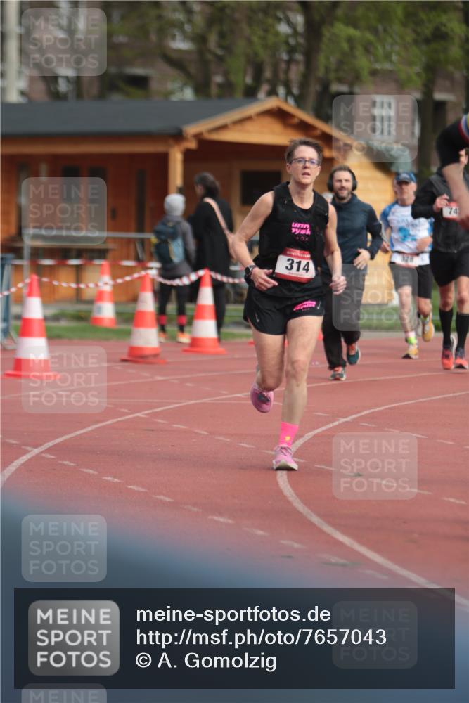 13.04.2025 - Hammer Lauf A. Gomolzig http://msf.ph/oto/7657043 13.04.2025 10:10:51 Ziel 197, 314, 328, 624, 655, 742, 1039, 1143, 1182, 1944 meine-sportfotos.de
