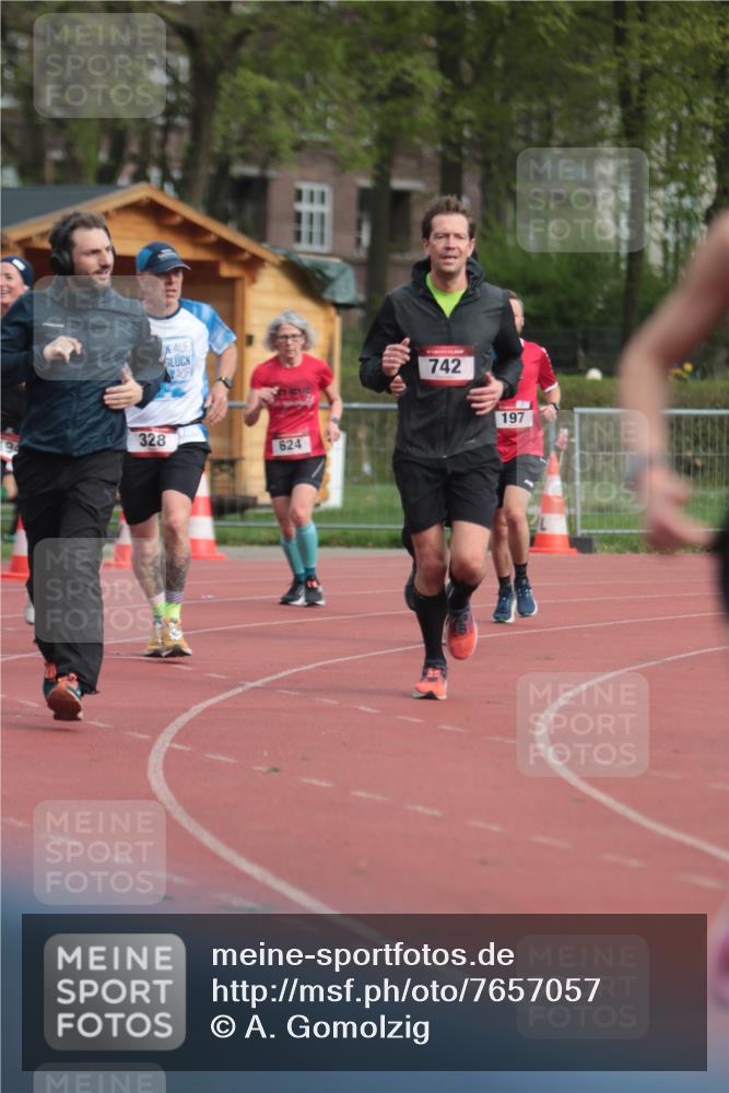 13.04.2025 - Hammer Lauf A. Gomolzig http://msf.ph/oto/7657057 13.04.2025 10:10:54 Ziel 197, 328, 624, 742, 1039, 1143, 1182, 1944 meine-sportfotos.de