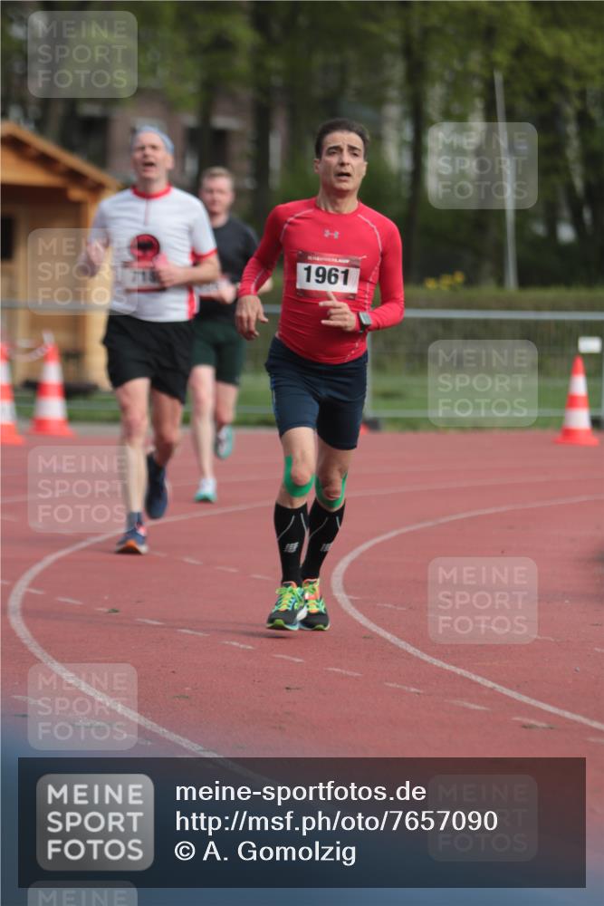 13.04.2025 - Hammer Lauf A. Gomolzig http://msf.ph/oto/7657090 13.04.2025 10:11:02 Ziel 718, 1021, 1961 meine-sportfotos.de