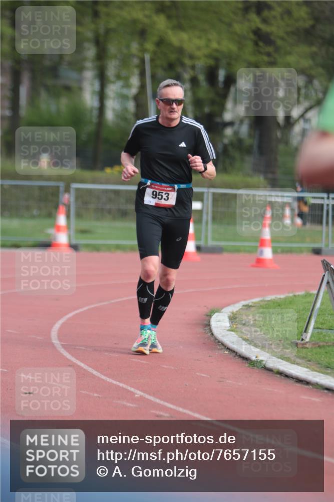 13.04.2025 - Hammer Lauf A. Gomolzig http://msf.ph/oto/7657155 13.04.2025 10:11:22 Ziel 953 meine-sportfotos.de
