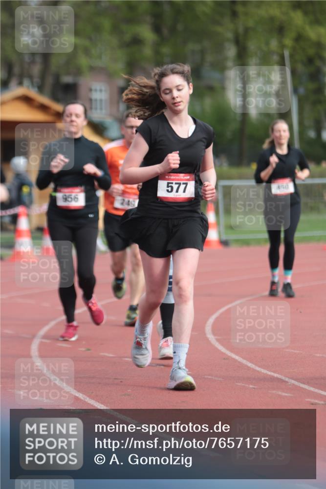 13.04.2025 - Hammer Lauf A. Gomolzig http://msf.ph/oto/7657175 13.04.2025 10:11:40 Ziel 175, 249, 450, 577, 741, 956, 1096, 1097 meine-sportfotos.de