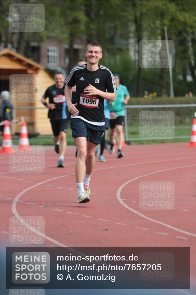 13.04.2025 - Hammer Lauf A. Gomolzig http://msf.ph/oto/7657205 13.04.2025 10:11:46 Ziel 131, 162, 286, 520, 1096, 1097, 1795, 1841 meine-sportfotos.de