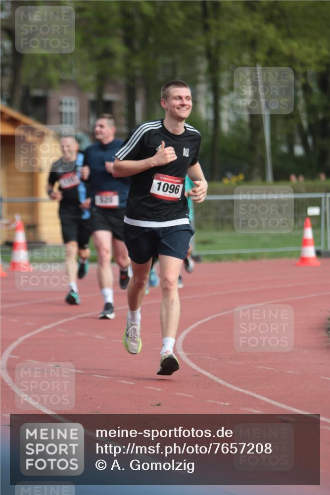 13.04.2025 - Hammer Lauf A. Gomolzig http://msf.ph/oto/7657208 13.04.2025 10:11:47 Ziel 131, 162, 286, 520, 1096, 1795, 1841 meine-sportfotos.de
