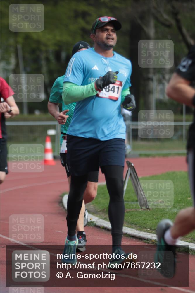 13.04.2025 - Hammer Lauf A. Gomolzig http://msf.ph/oto/7657232 13.04.2025 10:11:53 Ziel 131, 162, 286, 1041, 1795, 1841 meine-sportfotos.de
