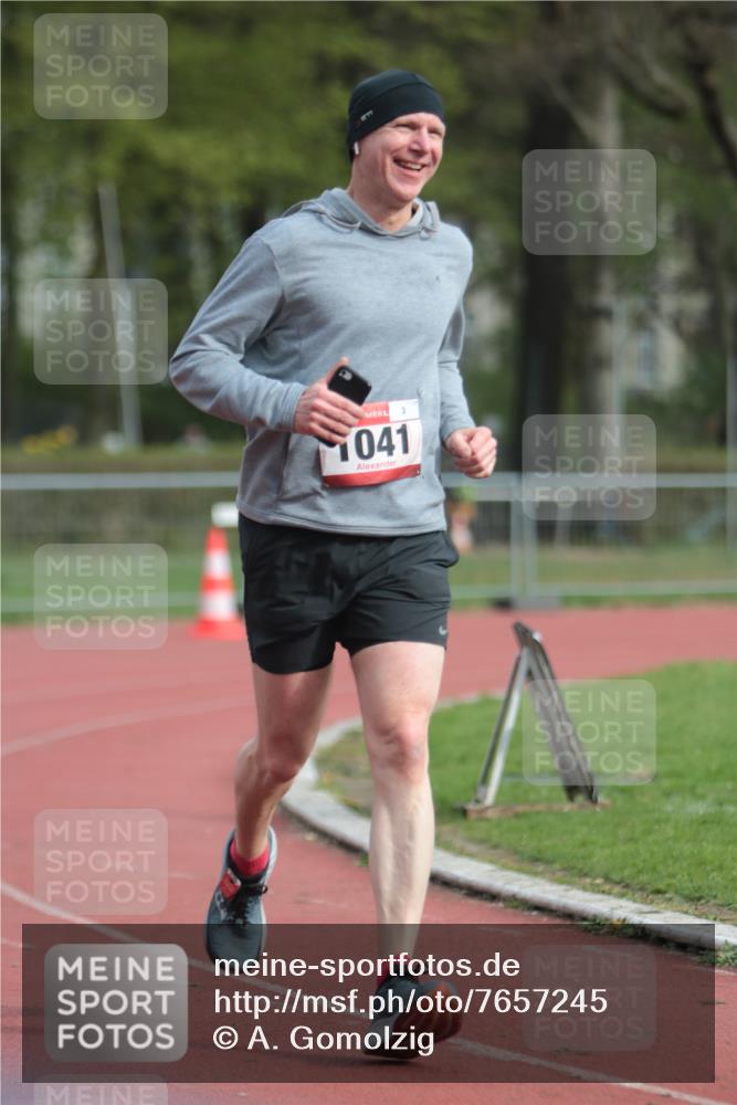 13.04.2025 - Hammer Lauf A. Gomolzig http://msf.ph/oto/7657245 13.04.2025 10:12:02 Ziel 207, 1041, 1204, 1904 meine-sportfotos.de