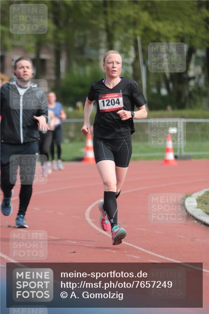 13.04.2025 - Hammer Lauf A. Gomolzig http://msf.ph/oto/7657249 13.04.2025 10:12:06 Ziel 207, 904, 1060, 1099, 1204, 1904 meine-sportfotos.de