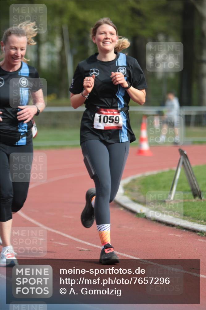 13.04.2025 - Hammer Lauf A. Gomolzig http://msf.ph/oto/7657296 13.04.2025 10:12:16 Ziel 150, 1059, 1060, 1857 meine-sportfotos.de