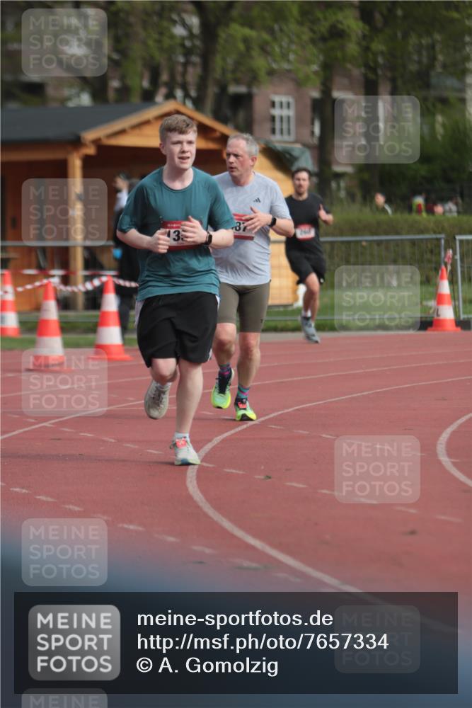 13.04.2025 - Hammer Lauf A. Gomolzig http://msf.ph/oto/7657334 13.04.2025 10:12:32 Ziel 260, 387, 1134, 1351, 1769 meine-sportfotos.de