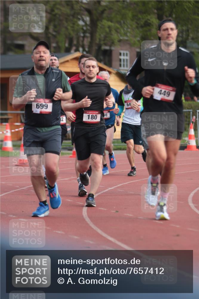 13.04.2025 - Hammer Lauf A. Gomolzig http://msf.ph/oto/7657412 13.04.2025 10:12:56 Ziel 180, 192, 449, 646, 647, 699, 839, 1794 meine-sportfotos.de