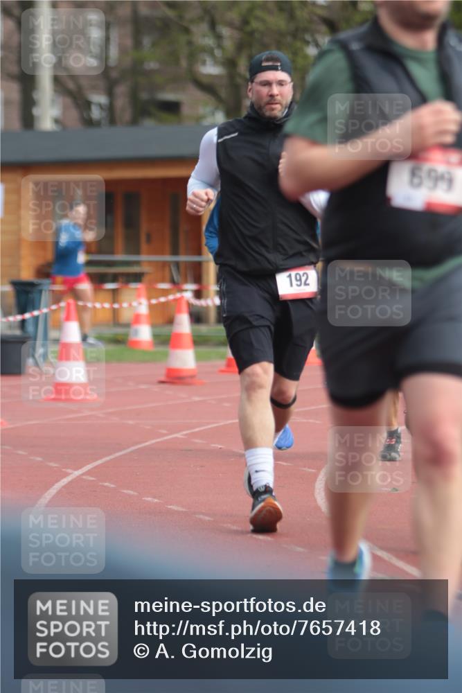 13.04.2025 - Hammer Lauf A. Gomolzig http://msf.ph/oto/7657418 13.04.2025 10:12:58 Ziel 180, 192, 449, 646, 647, 699, 839, 1782, 1794 meine-sportfotos.de