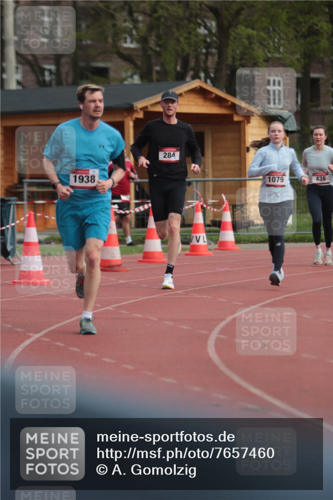 13.04.2025 - Hammer Lauf A. Gomolzig http://msf.ph/oto/7657460 13.04.2025 10:13:29 Ziel 284, 438, 1079, 1189, 1938 meine-sportfotos.de