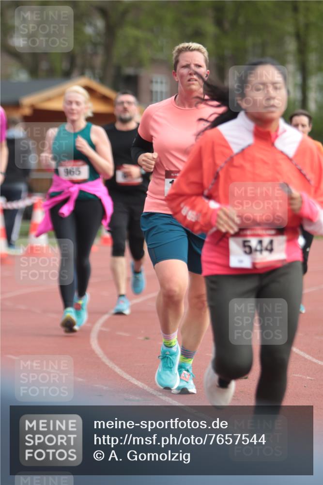 13.04.2025 - Hammer Lauf A. Gomolzig http://msf.ph/oto/7657544 13.04.2025 10:14:05 Ziel 212, 326, 544, 600, 965, 994, 1924 meine-sportfotos.de