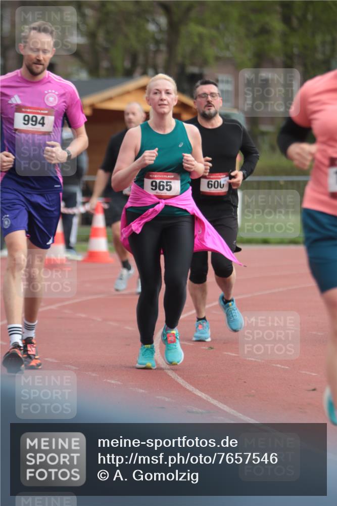 13.04.2025 - Hammer Lauf A. Gomolzig http://msf.ph/oto/7657546 13.04.2025 10:14:06 Ziel 212, 326, 544, 600, 965, 994, 1924 meine-sportfotos.de