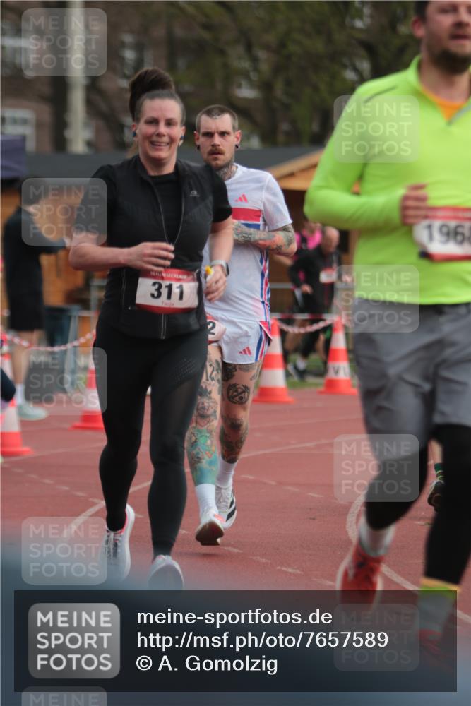 13.04.2025 - Hammer Lauf A. Gomolzig http://msf.ph/oto/7657589 13.04.2025 10:14:20 Ziel 136, 151, 311, 574, 772, 1588, 1778, 1968, 1988 meine-sportfotos.de