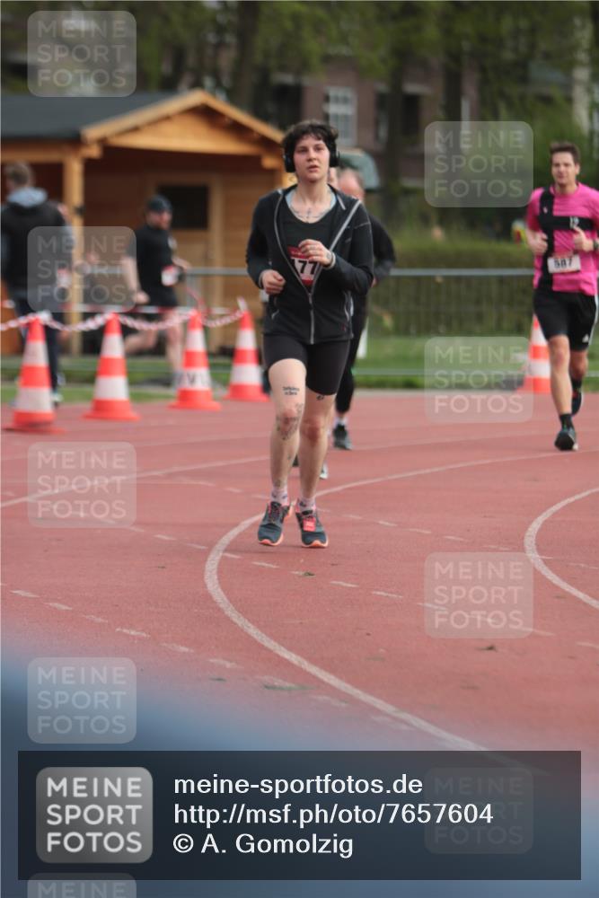 13.04.2025 - Hammer Lauf A. Gomolzig http://msf.ph/oto/7657604 13.04.2025 10:14:24 Ziel 136, 269, 587, 1778 meine-sportfotos.de