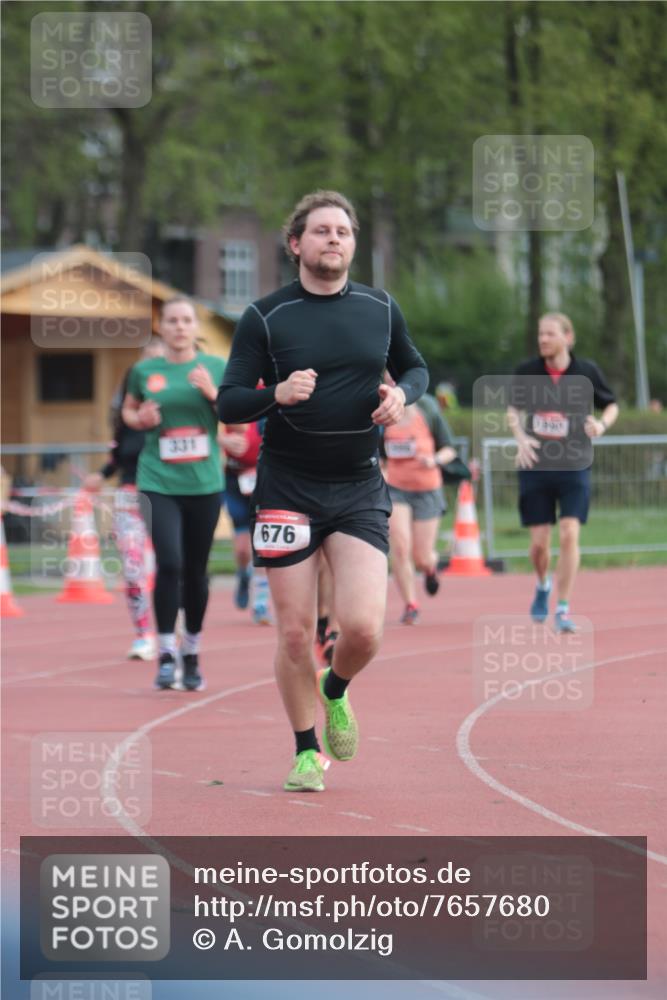 13.04.2025 - Hammer Lauf A. Gomolzig http://msf.ph/oto/7657680 13.04.2025 10:14:49 Ziel 291, 331, 525, 564, 676, 694, 962, 981, 1920, 1982, 1986, 1990 meine-sportfotos.de