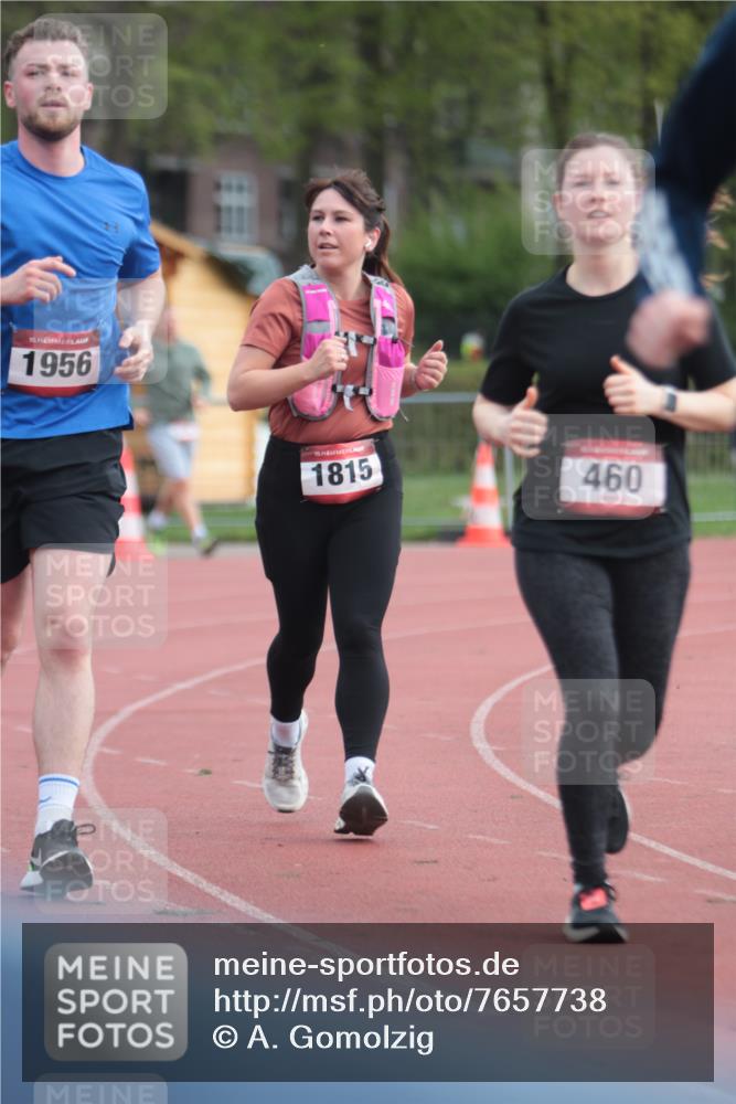 13.04.2025 - Hammer Lauf A. Gomolzig http://msf.ph/oto/7657738 13.04.2025 10:15:08 Ziel 460, 472, 976, 1792, 1815, 1927, 1928, 1956 meine-sportfotos.de