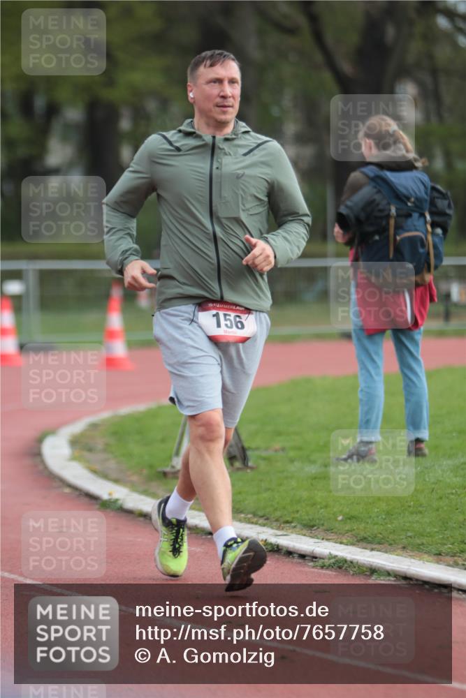 13.04.2025 - Hammer Lauf A. Gomolzig http://msf.ph/oto/7657758 13.04.2025 10:15:18 Ziel 156, 159, 776, 823 meine-sportfotos.de
