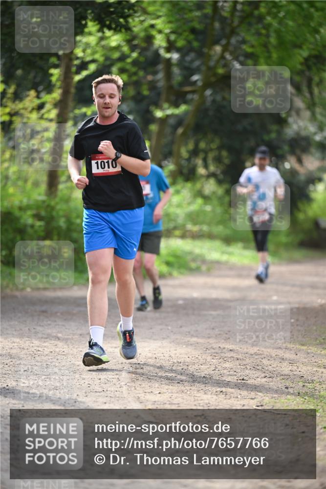 13.04.2025 - Hammer Lauf Dr. Thomas Lammeyer http://msf.ph/oto/7657766 13.04.2025 10:43:51 Laufen 1010 meine-sportfotos.de