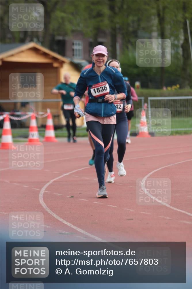 13.04.2025 - Hammer Lauf A. Gomolzig http://msf.ph/oto/7657803 13.04.2025 10:15:38 Ziel 323, 1323, 1342, 1836 meine-sportfotos.de