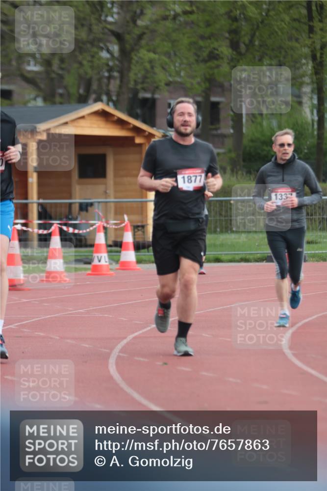 13.04.2025 - Hammer Lauf A. Gomolzig http://msf.ph/oto/7657863 13.04.2025 10:15:56 Ziel 282, 1010, 1158, 1337, 1877 meine-sportfotos.de