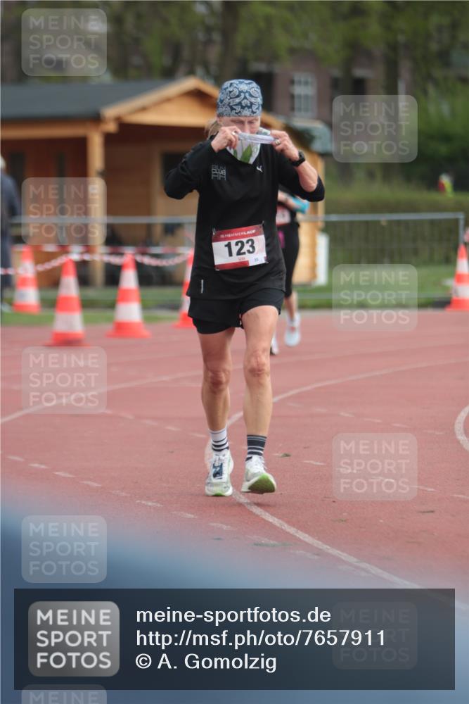13.04.2025 - Hammer Lauf A. Gomolzig http://msf.ph/oto/7657911 13.04.2025 10:16:07 Ziel 123, 1314 meine-sportfotos.de