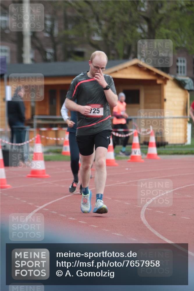13.04.2025 - Hammer Lauf A. Gomolzig http://msf.ph/oto/7657958 13.04.2025 10:16:17 Ziel 725, 1076, 1188, 1827 meine-sportfotos.de