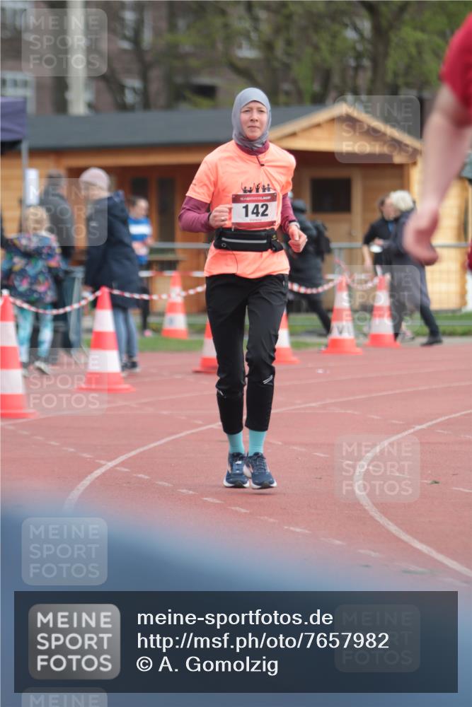 13.04.2025 - Hammer Lauf A. Gomolzig http://msf.ph/oto/7657982 13.04.2025 10:16:27 Ziel 142, 1188 meine-sportfotos.de