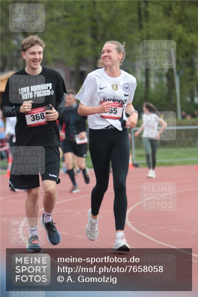 13.04.2025 - Hammer Lauf A. Gomolzig http://msf.ph/oto/7658058 13.04.2025 10:17:00 Ziel 365, 368, 1069, 1992, 1993 meine-sportfotos.de