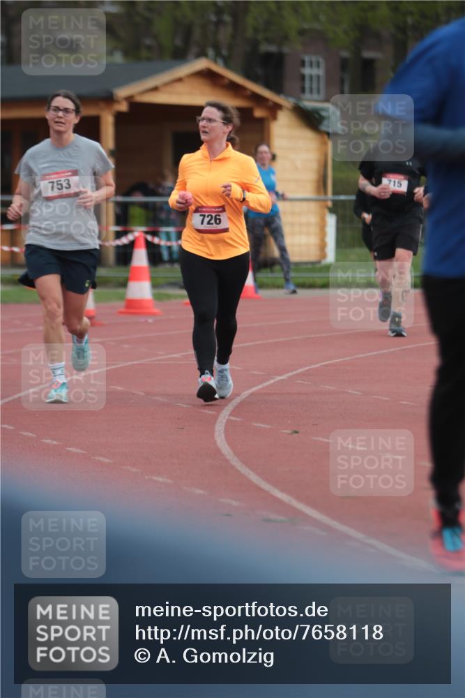 13.04.2025 - Hammer Lauf A. Gomolzig http://msf.ph/oto/7658118 13.04.2025 10:17:21 Ziel 270, 551, 715, 726, 753, 1288, 1970 meine-sportfotos.de