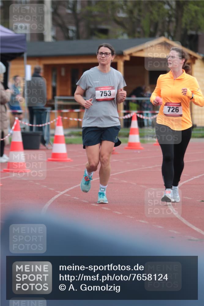 13.04.2025 - Hammer Lauf A. Gomolzig http://msf.ph/oto/7658124 13.04.2025 10:17:22 Ziel 270, 551, 715, 726, 753, 1288, 1970 meine-sportfotos.de