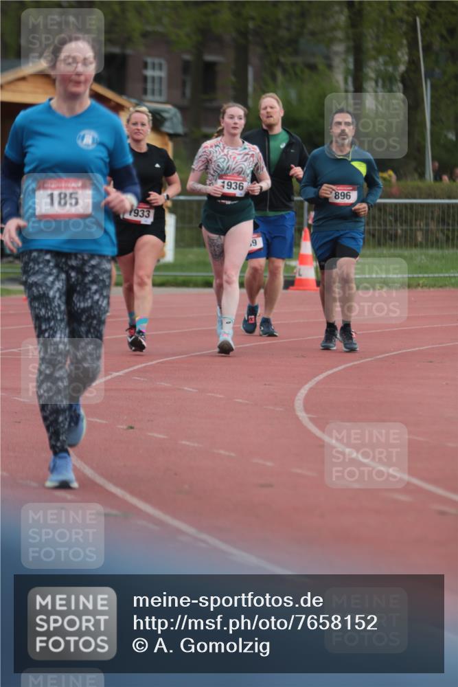 13.04.2025 - Hammer Lauf A. Gomolzig http://msf.ph/oto/7658152 13.04.2025 10:17:31 Ziel 185, 589, 760, 896, 946, 1024, 1933, 1936 meine-sportfotos.de