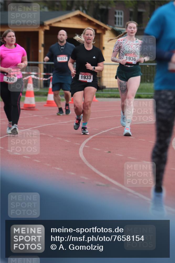 13.04.2025 - Hammer Lauf A. Gomolzig http://msf.ph/oto/7658154 13.04.2025 10:17:32 Ziel 185, 589, 760, 896, 946, 1024, 1933, 1936 meine-sportfotos.de