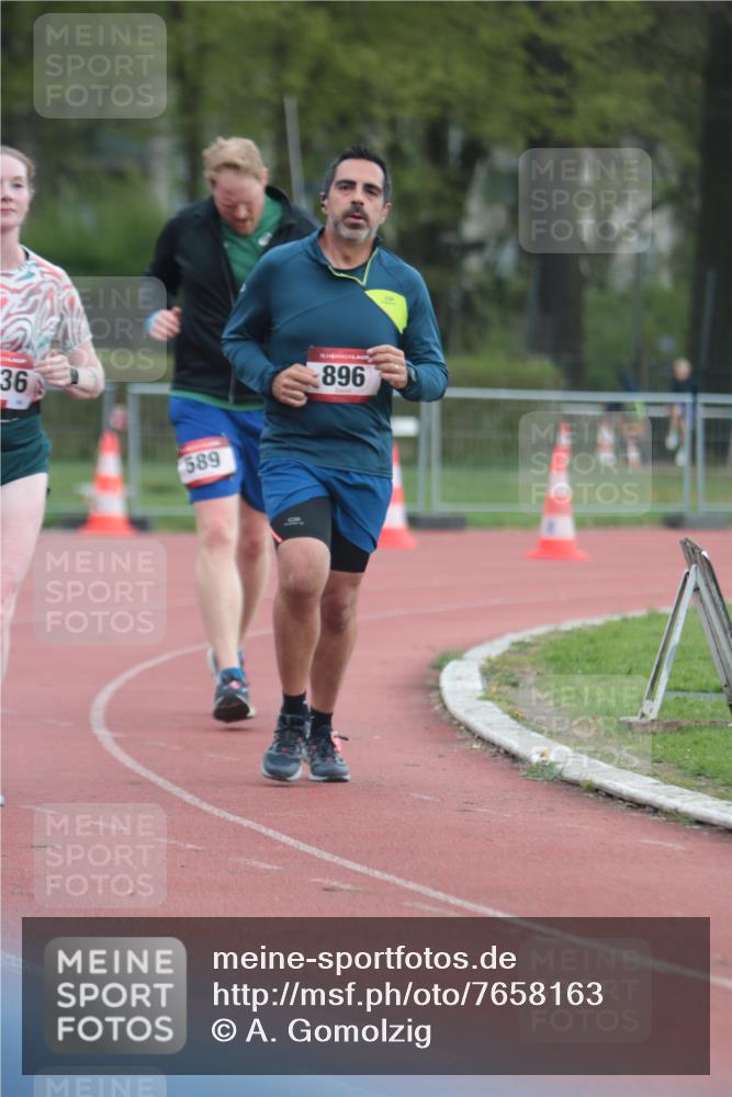 13.04.2025 - Hammer Lauf A. Gomolzig http://msf.ph/oto/7658163 13.04.2025 10:17:35 Ziel 589, 760, 896, 1024, 1933, 1936 meine-sportfotos.de
