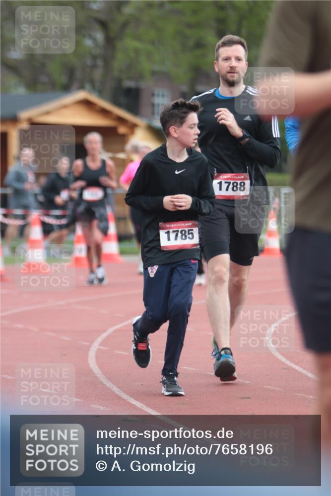 13.04.2025 - Hammer Lauf A. Gomolzig http://msf.ph/oto/7658196 13.04.2025 10:17:54 Ziel 182, 183, 346, 446, 455, 1786, 1788 meine-sportfotos.de
