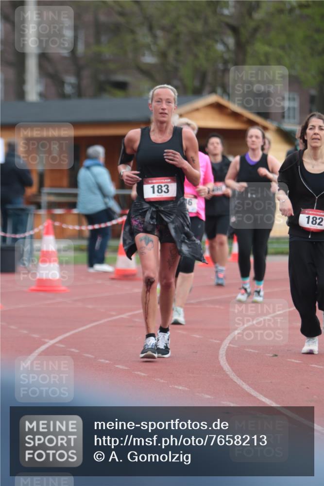 13.04.2025 - Hammer Lauf A. Gomolzig http://msf.ph/oto/7658213 13.04.2025 10:17:59 Ziel 182, 183, 346, 561, 562, 580, 666, 1053, 1054 meine-sportfotos.de