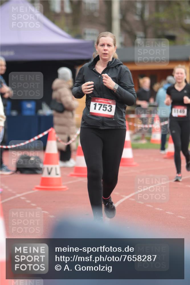 13.04.2025 - Hammer Lauf A. Gomolzig http://msf.ph/oto/7658287 13.04.2025 10:18:22 Ziel 345, 1752, 1753 meine-sportfotos.de