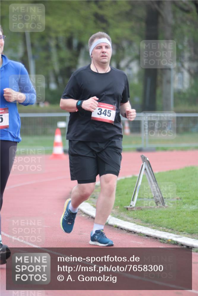 13.04.2025 - Hammer Lauf A. Gomolzig http://msf.ph/oto/7658300 13.04.2025 10:18:27 Ziel 345, 349, 717, 1228, 1231 meine-sportfotos.de