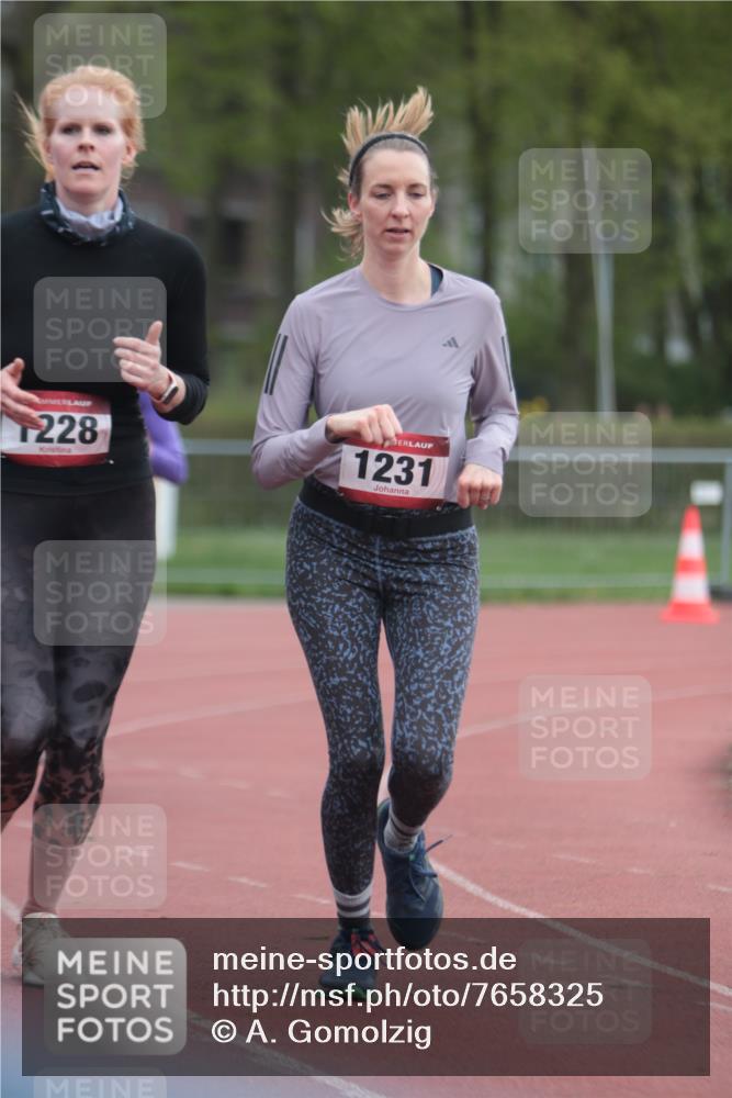 13.04.2025 - Hammer Lauf A. Gomolzig http://msf.ph/oto/7658325 13.04.2025 10:18:34 Ziel 184, 1228, 1231 meine-sportfotos.de