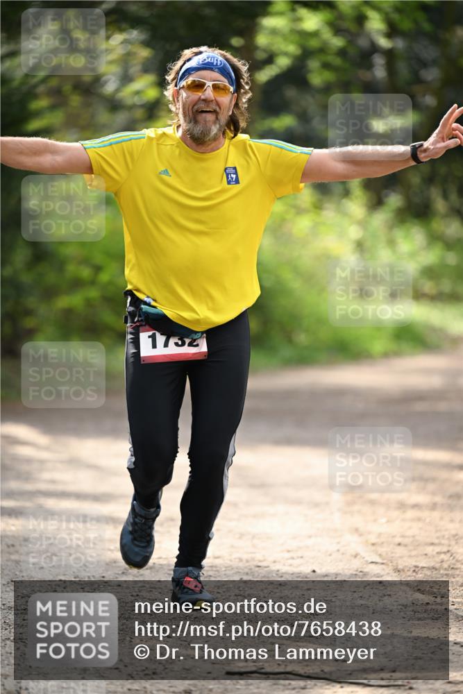 13.04.2025 - Hammer Lauf Dr. Thomas Lammeyer http://msf.ph/oto/7658438 13.04.2025 10:47:32 Laufen 1752 meine-sportfotos.de