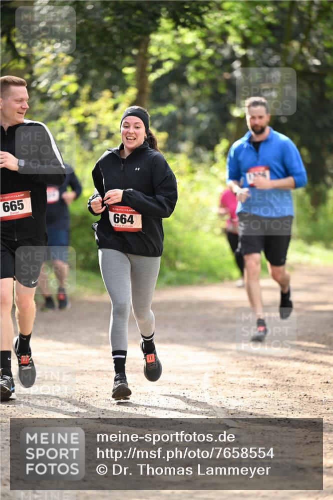 13.04.2025 - Hammer Lauf Dr. Thomas Lammeyer http://msf.ph/oto/7658554 13.04.2025 10:48:16 Laufen 15, 665, 15, 664 meine-sportfotos.de