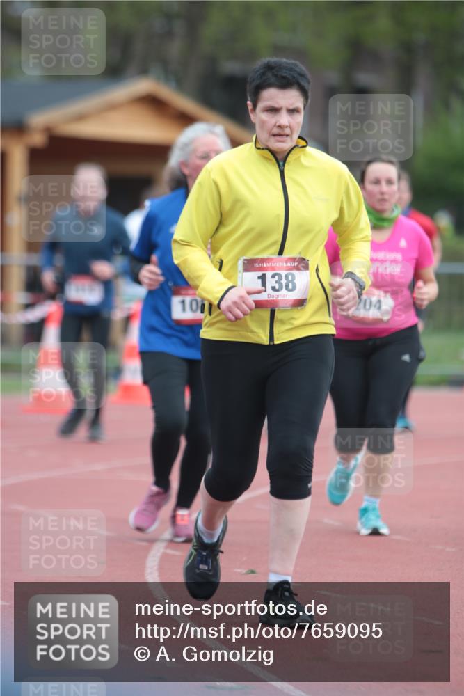 13.04.2025 - Hammer Lauf A. Gomolzig http://msf.ph/oto/7659095 13.04.2025 10:20:16 Ziel 138, 204, 1082, 1910 meine-sportfotos.de