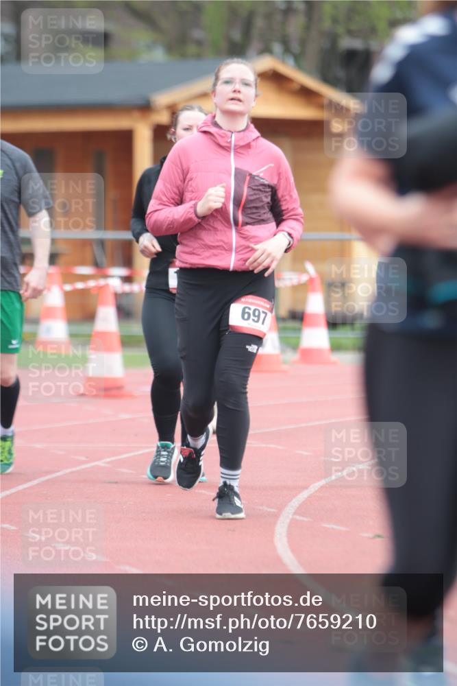 13.04.2025 - Hammer Lauf A. Gomolzig http://msf.ph/oto/7659210 13.04.2025 10:21:18 Ziel 265, 266, 697, 703, 1226 meine-sportfotos.de