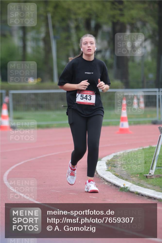 13.04.2025 - Hammer Lauf A. Gomolzig http://msf.ph/oto/7659307 13.04.2025 10:23:24 Ziel 543, 667 meine-sportfotos.de