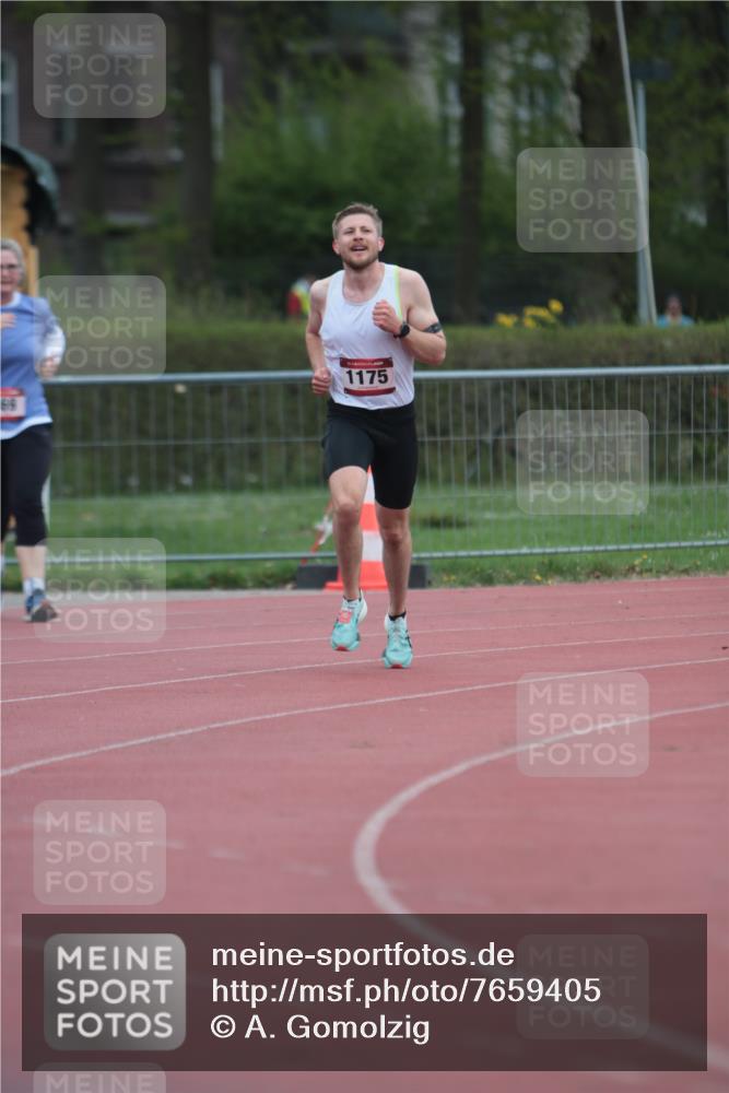 13.04.2025 - Hammer Lauf A. Gomolzig http://msf.ph/oto/7659405 13.04.2025 10:24:22 Ziel 1175 meine-sportfotos.de