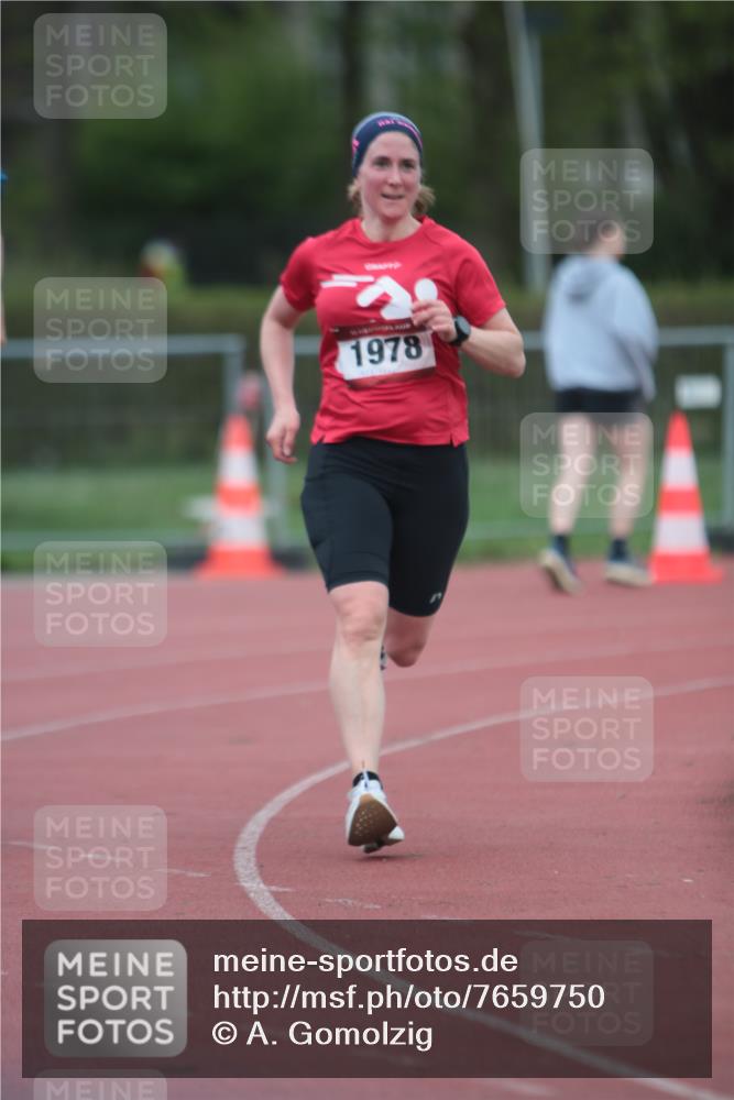 13.04.2025 - Hammer Lauf A. Gomolzig http://msf.ph/oto/7659750 13.04.2025 10:28:58 Ziel 404, 1978 meine-sportfotos.de